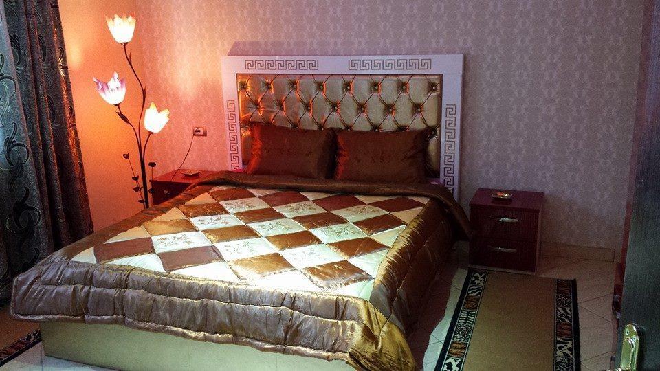 Hotel Buza New Shtoj ภายนอก รูปภาพ