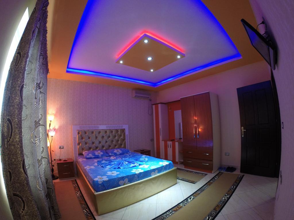 Hotel Buza New Shtoj ห้อง รูปภาพ