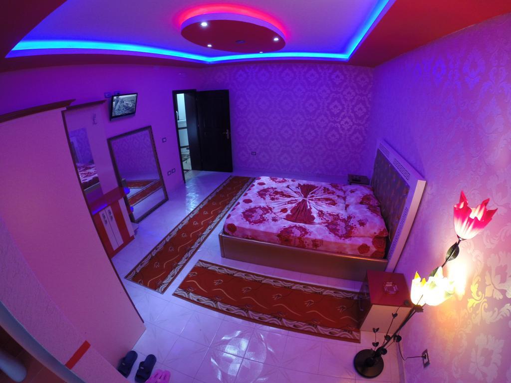 Hotel Buza New Shtoj ห้อง รูปภาพ