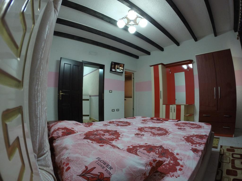 Hotel Buza New Shtoj ภายนอก รูปภาพ