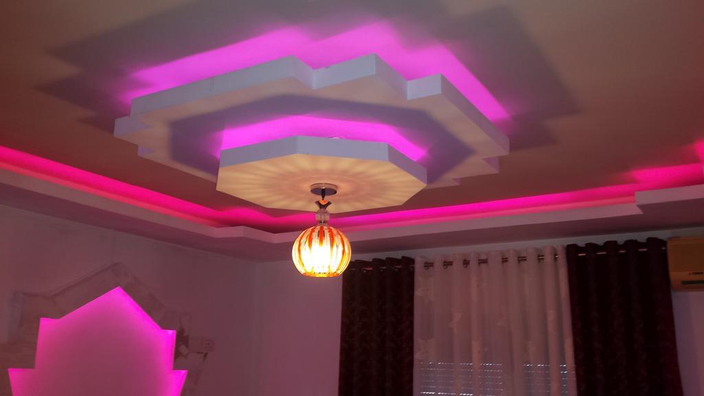 Hotel Buza New Shtoj ภายนอก รูปภาพ